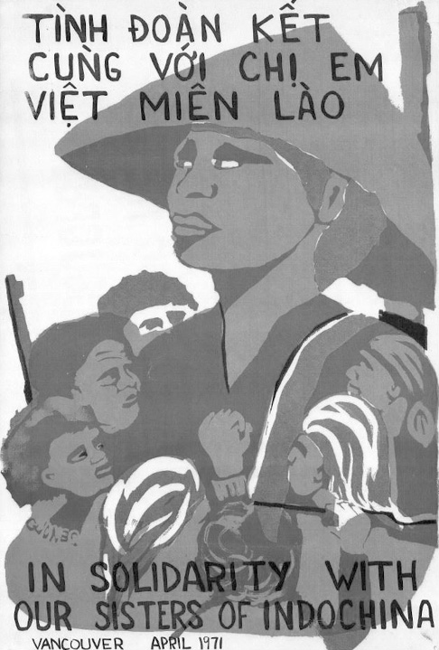 L'affiche représente une combattante portant une arme sur l'épaule ainsi qu'un nón tơi, le chapeau conique caractéristique du Vietnam. La combattante est entourée d’autres femmes. Plusieures d’entre elles ont le poing levé. Sur l’affiche, on peut lire l’inscription suivante : In solidarity with our sisters of Indochina.
